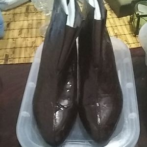 New York Transit Women's Booties